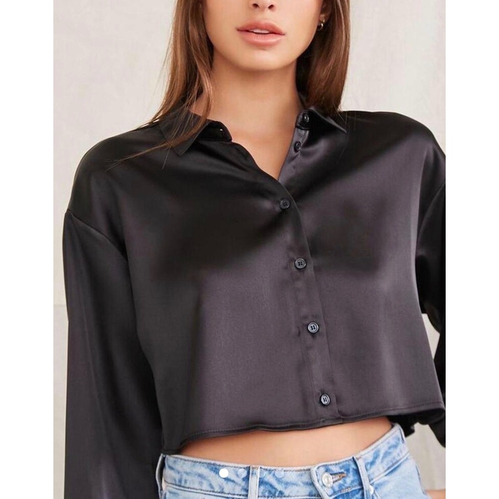 Forever 21 Black Satin Cropped Blouse Long Sleeve Button Down Shirt Evening Top